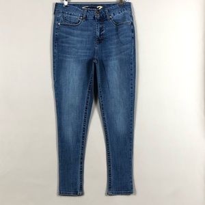 Seven7 Tummyless High Rise Skinny Size 12